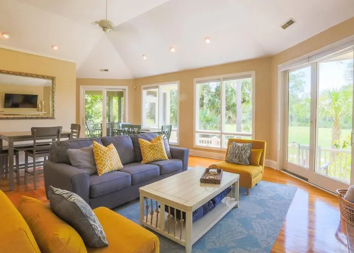 Fairway Five Clubhouse